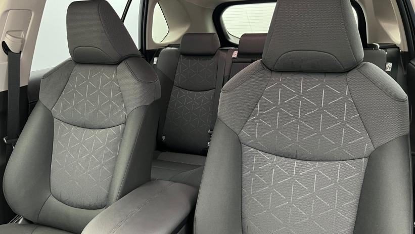 Aperçu du véhicule : Hybride 222 ch AWD-i Dynamic Bleu de Prusse avec 2850€ d'équipements inclus