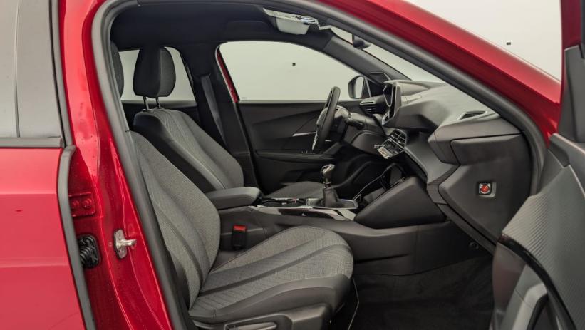 Aperçu du véhicule : 100 S S BVM6 Allure