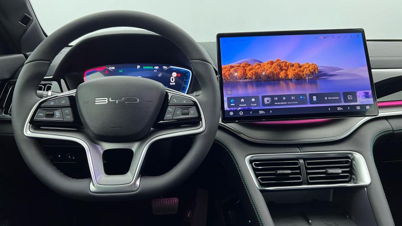 Aperçu du véhicule : 1.5l DM-i 218 ch PHEV Comfort Boundless Cloud avec 1100€ d'équipements inclus