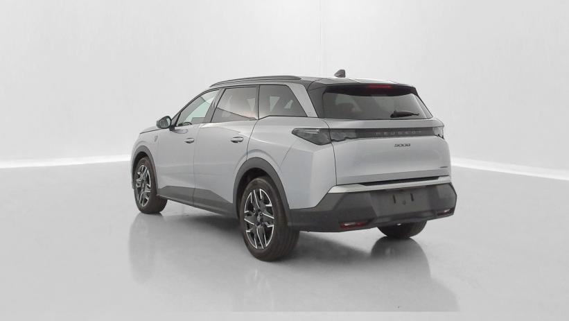 Aperçu du véhicule : III 1.2 Hybrid 145ch GT e-DCS6