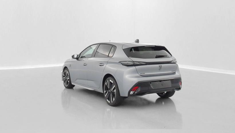 Aperçu du véhicule : III(2) 1.2 Hybrid 145ch GT e-DCS6