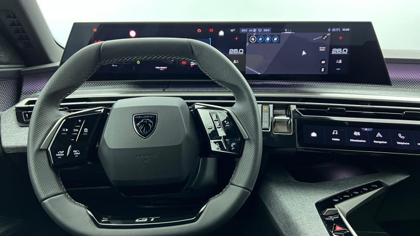 Aperçu du véhicule : Hybrid 145 e-DCS6 GT Gris Artense avec 4750€ d'équipements inclus