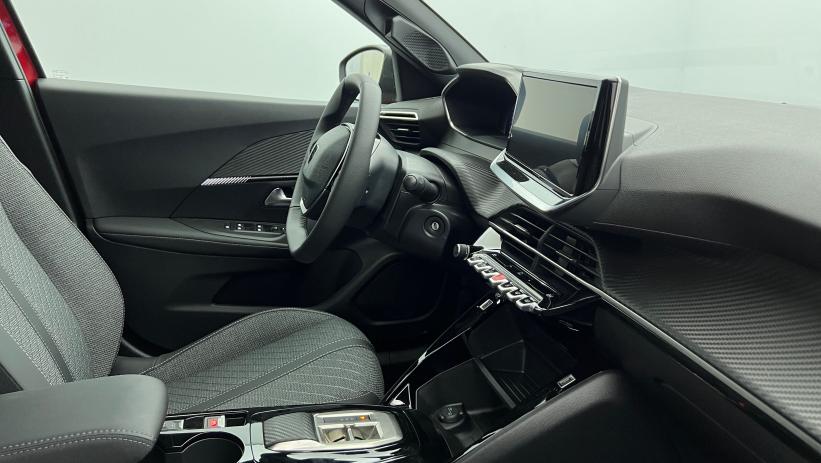 Aperçu du véhicule : Hybrid 145 e-DCS6 Allure Rouge Elixir avec 2350€ d'équipements inclus