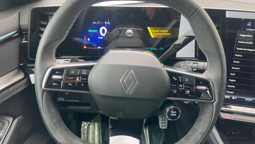 Aperçu du véhicule : ESPRIT ALPINE E-TECH FULL HYBRIDE 200CV BV CVT 7 PLACES + TOIT EN VERRE PANORAMIQUE + NEUF 0KM