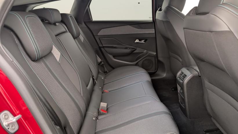 Aperçu du véhicule : Hybrid 145 e-DCS6 Allure