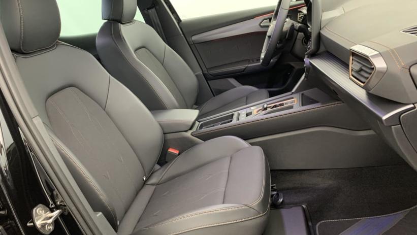 Aperçu du véhicule : 1.5 ETSI HYBRID 150 CH DSG7 V