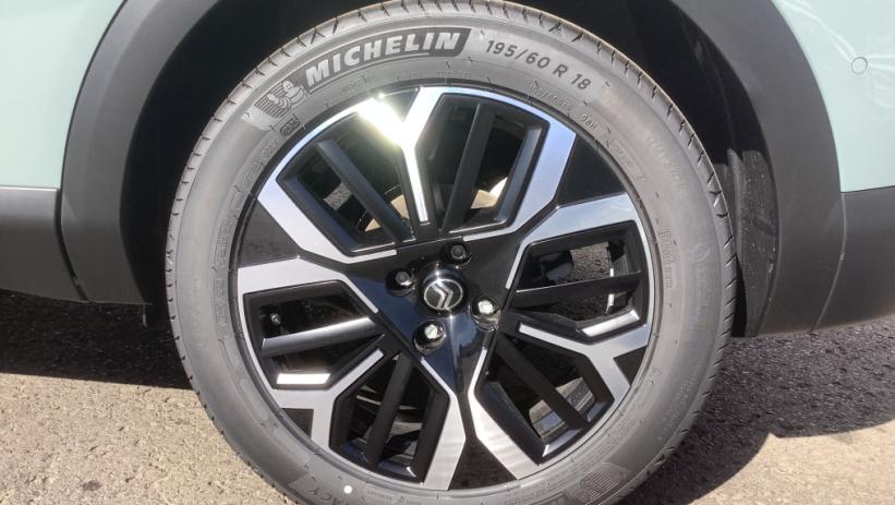 Aperçu du véhicule : C4 Hybride 145 e-DCS6 Max