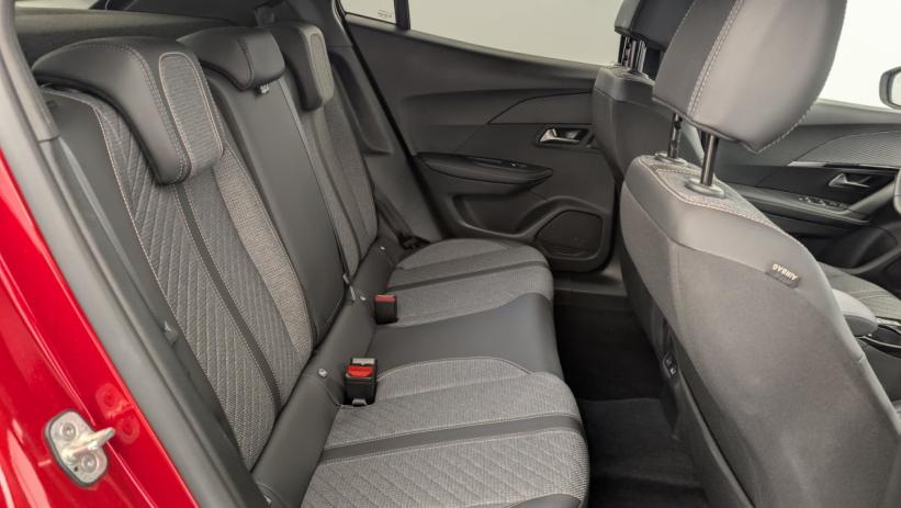 Aperçu du véhicule : 100 S S BVM6 Allure