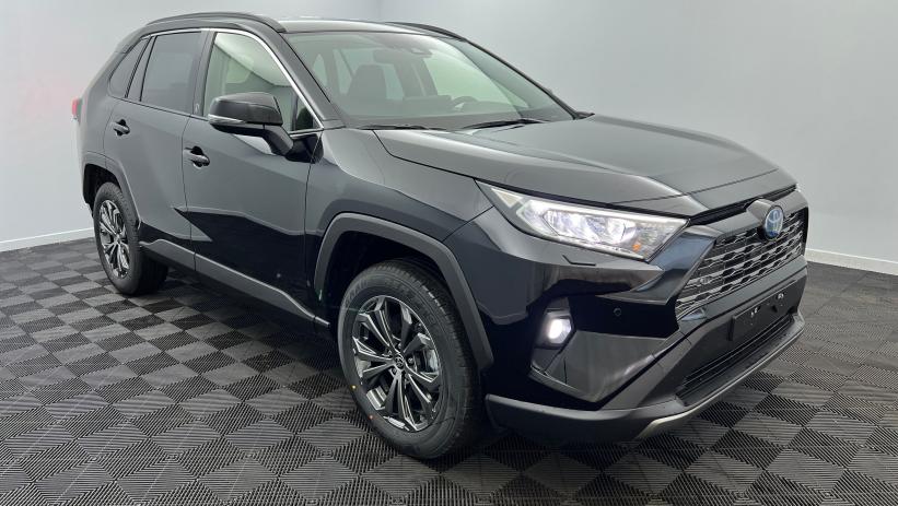 Aperçu du véhicule : Hybride 218 ch 2WD 30 YEARS Noir Attitude avec 1350€ d'équipements inclus