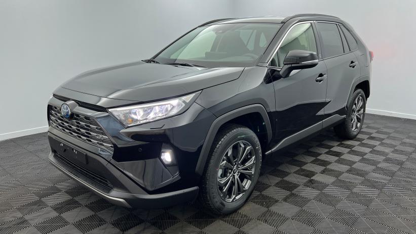 Aperçu du véhicule : Hybride 218 ch 2WD 30 YEARS Noir Attitude avec 1350€ d'équipements inclus
