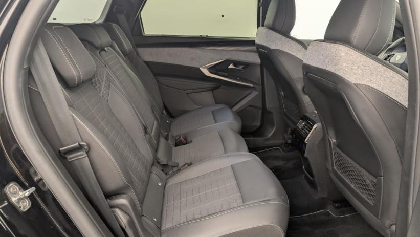Aperçu du véhicule : HYBRID 145CH E-DCS6 GT