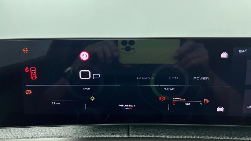 Aperçu du véhicule : Hybrid 145 e-DCS6 GT Bleu Obession avec 3550€ d'équipements inclus