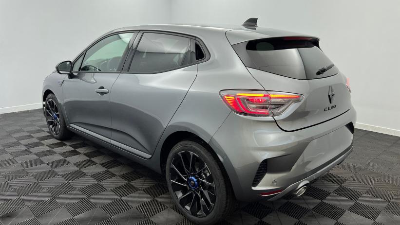 Aperçu du véhicule : TCe 90 ch Esprit Alpine Gris Schiste avec 1850€ d'équipements inclus