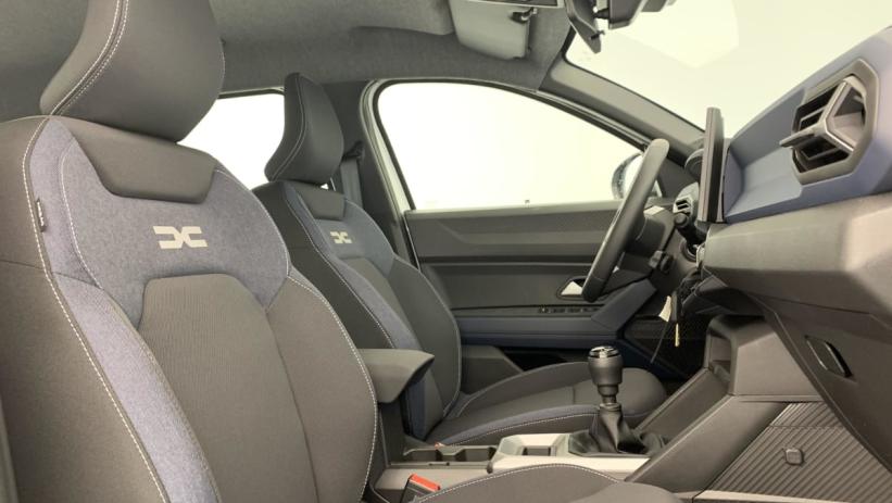 Aperçu du véhicule : Mild Hybrid 140 Expression