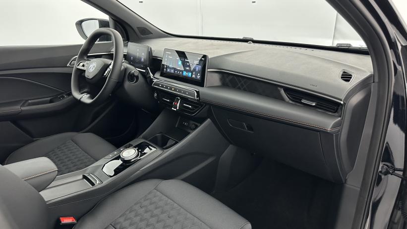 Aperçu du véhicule : 1.5 Hybrid+ 195ch Luxury