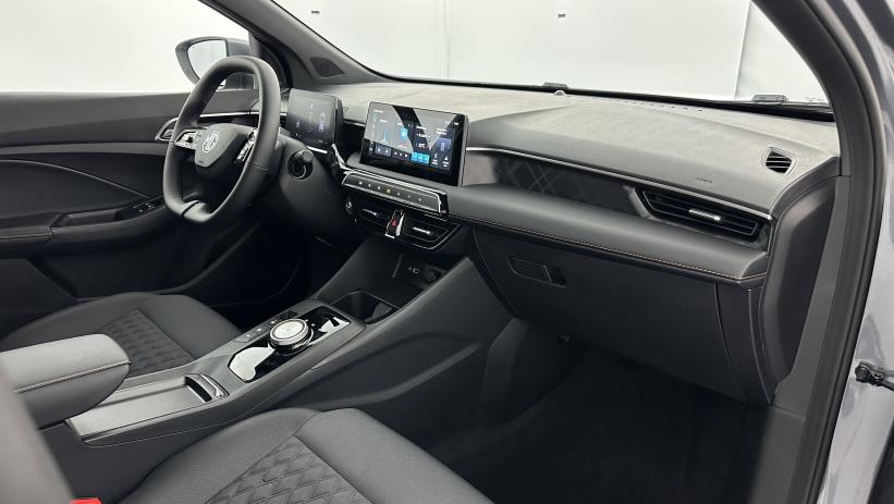 Aperçu du véhicule : 1.5 Hybrid+ 195ch Luxury