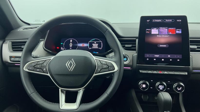 Aperçu du véhicule : E-Tech full hybrid 145 Techno Noir métal avec 800€ d'équipements inclus