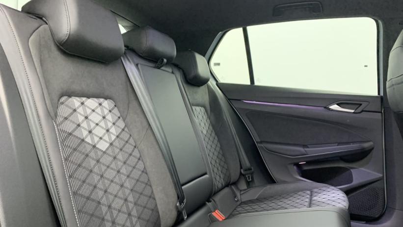 Aperçu du véhicule : 2.0 TDI 150 DSG7 R-LINE