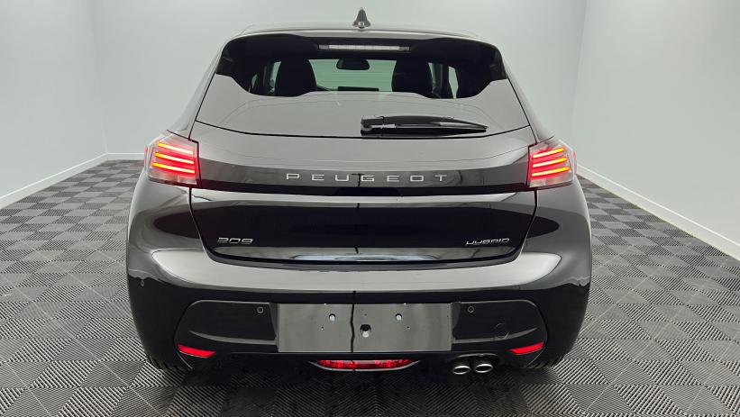 Aperçu du véhicule : Hybrid 145 e-DCS6 Allure Noir Perla Nera avec 950€ d'équipements inclus