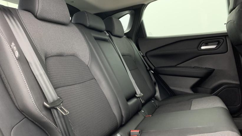 Aperçu du véhicule : MILD HYBRID 158 CH XTRONIC N-CONNECTA