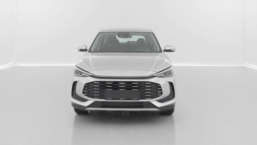 Aperçu du véhicule : 1.5 L Hybrid+ 197ch Standard