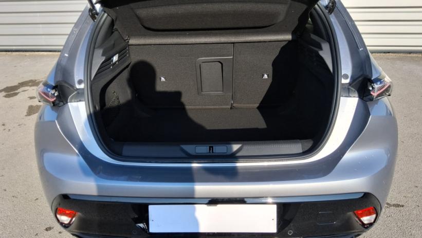 Aperçu du véhicule : 308 Hybrid 145 e-DCS6 GT