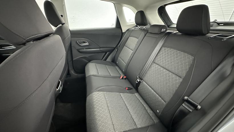 Aperçu du véhicule : 1.5 L Hybrid+ 197ch Standard