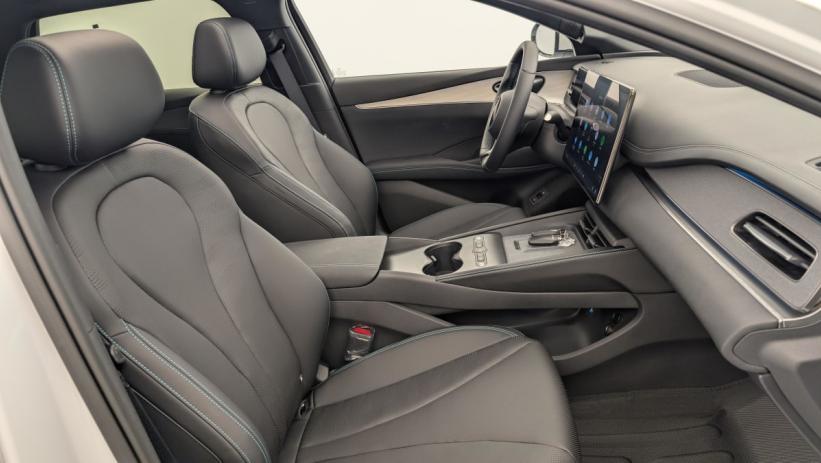 Aperçu du véhicule : 1.5l DM-i 156 kW PHEV Comfort