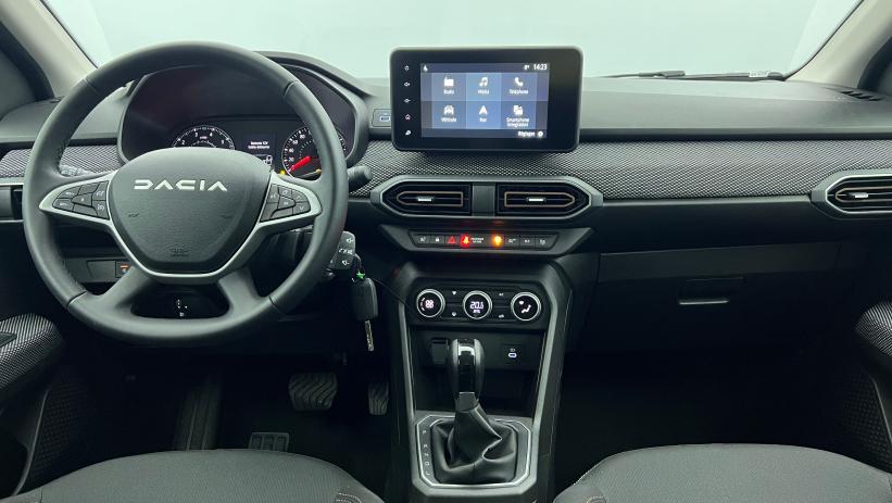 Aperçu du véhicule : TCe 90 CVT Stepway Expression Noir Nacré avec 1600€ d'équipements inclus