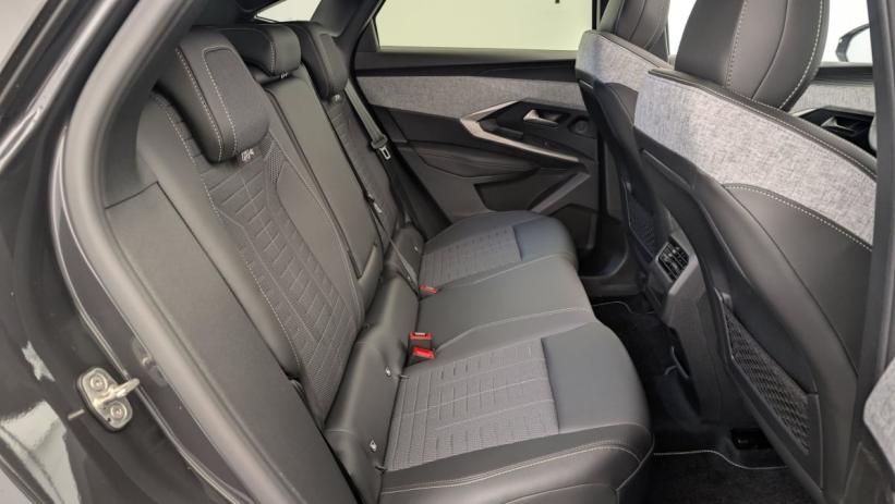 Aperçu du véhicule : Hybrid 145 e-DCS6 GT