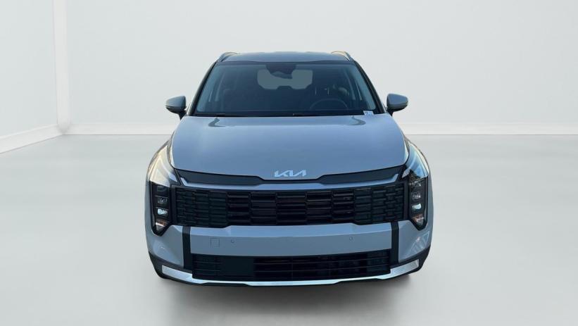 Aperçu du véhicule : HYBRIDE 239 CH BVA6 ACTIVE