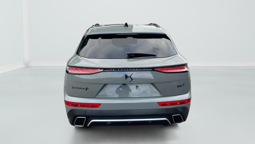 Aperçu du véhicule : Hybride Rechargeable E-Tense 300 EAT8 4x4 Performance Line +