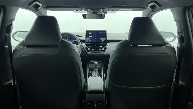 Aperçu du véhicule : Hybride 178ch Design Blanc Lunaire nacré avec 2540€ d'équipements inclus