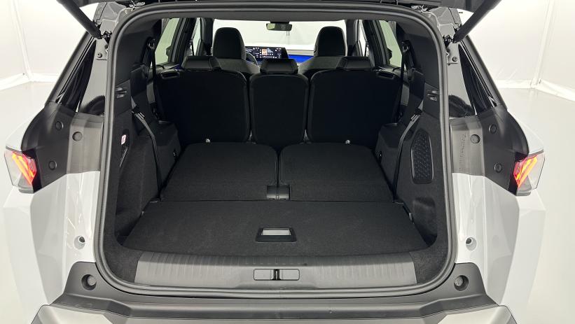 Aperçu du véhicule : 1.2 Hybrid 145ch GT e-DCS6