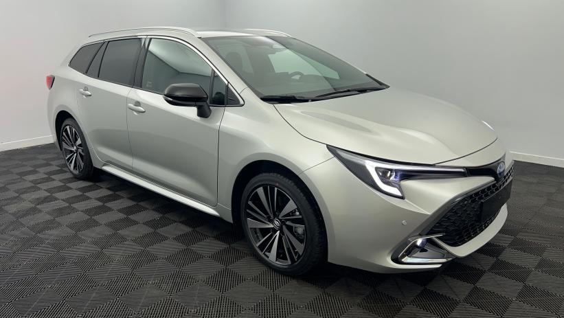 Aperçu du véhicule : Hybride 178ch Design Gris Argent avec 2540€ d'équipements inclus