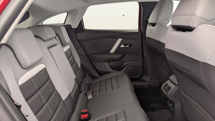 Aperçu du véhicule : Hybride 136 e-DCS6 Max