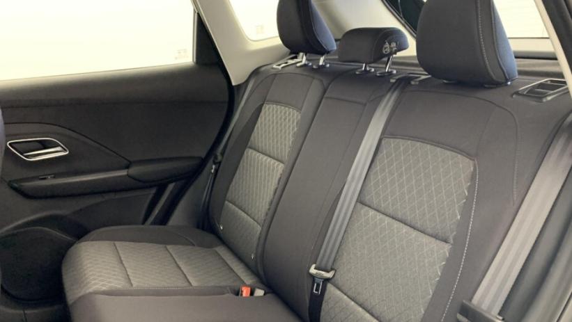 Aperçu du véhicule : 1.5 L Hybrid+ 197ch Standard