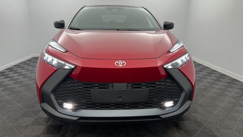 Aperçu du véhicule : Hybride Rechargeable 225 Design Rouge Intense - Toit Noir avec 3010€ d'équipements inclus