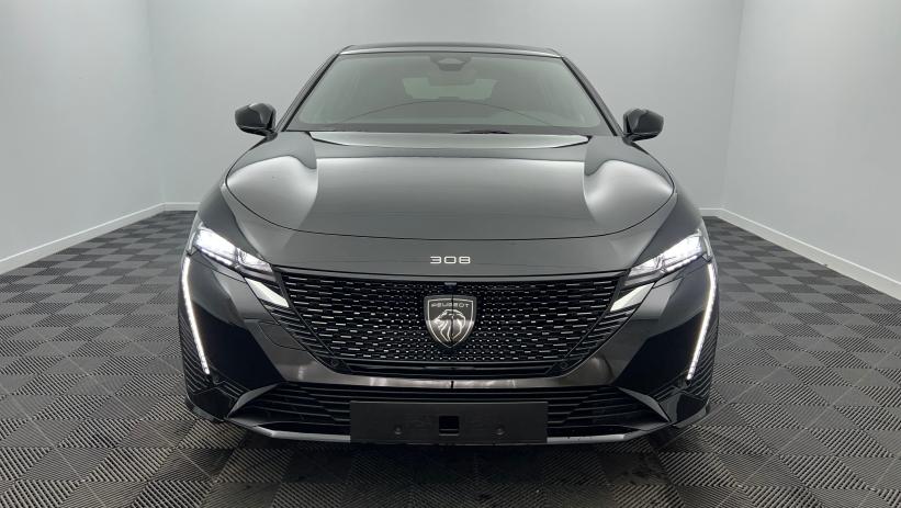 Aperçu du véhicule : BlueHDi 130ch S&S EAT8 GT GT Noir Perla Nera avec 4500€ d'équipements inclus