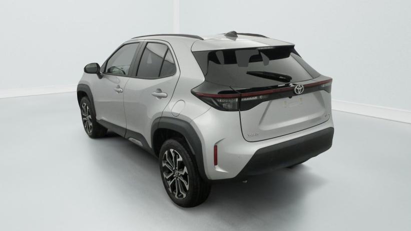 Aperçu du véhicule : 130h 2WD Design