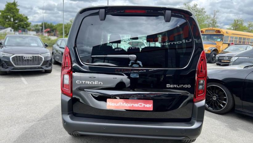 Aperçu du véhicule : MAX VP M 1.5 BLUEHDI 130CV EAT8 + DRIVE PACK + NAVIGATION ET MIRROR SCREEN + NEUF 0KM