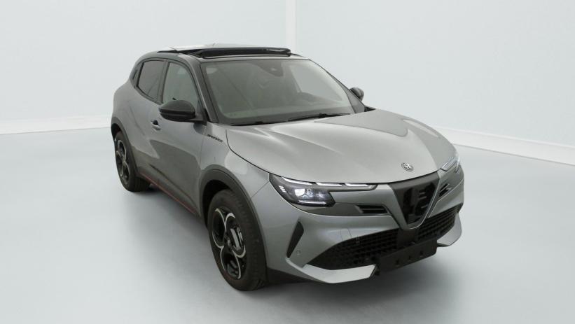 Aperçu du véhicule : 1.2 Ibrida 145 ch eDCT6 Speciale