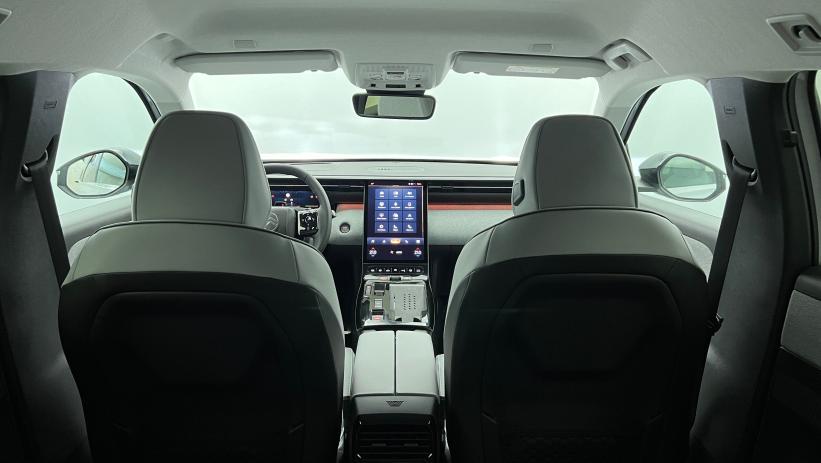 Aperçu du véhicule : Nouveau Hybrid 145 e-DCS6 Max Blanc Okénite avec 2600€ d'équipements inclus