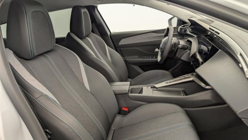 Aperçu du véhicule : Hybrid 145 e-DCS6 Allure