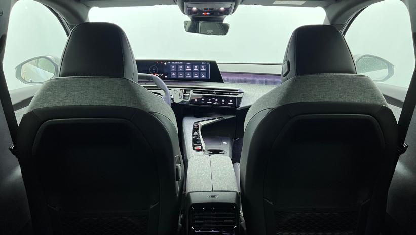 Aperçu du véhicule : Nouveau Hybrid 145 e-DCS6 GT Blanc Okénite avec 3750€ d'équipements inclus