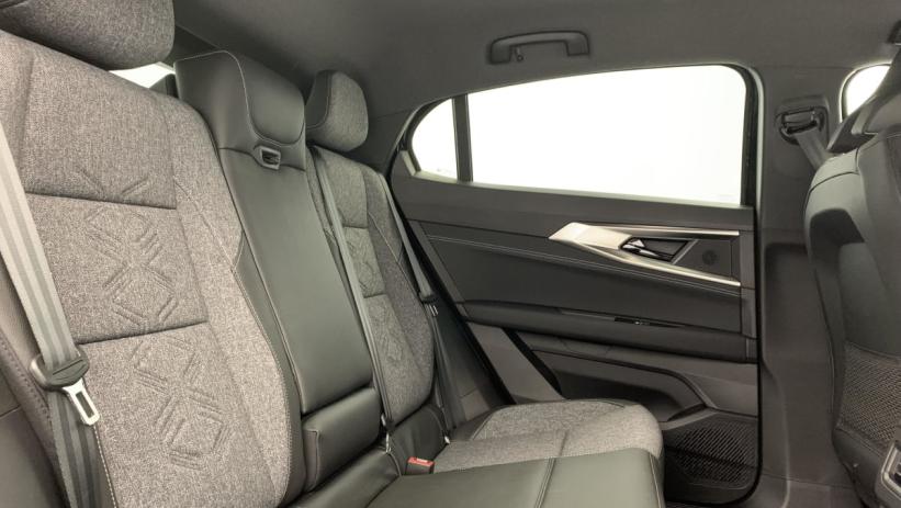 Aperçu du véhicule : E-Tech full hybrid 200ch Techno
