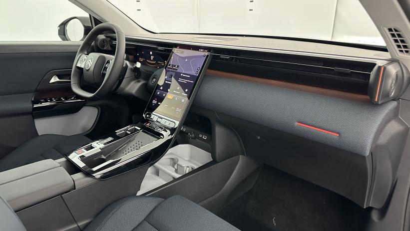 Aperçu du véhicule : 1.2 Hybrid 145ch Plus e-DCS6 