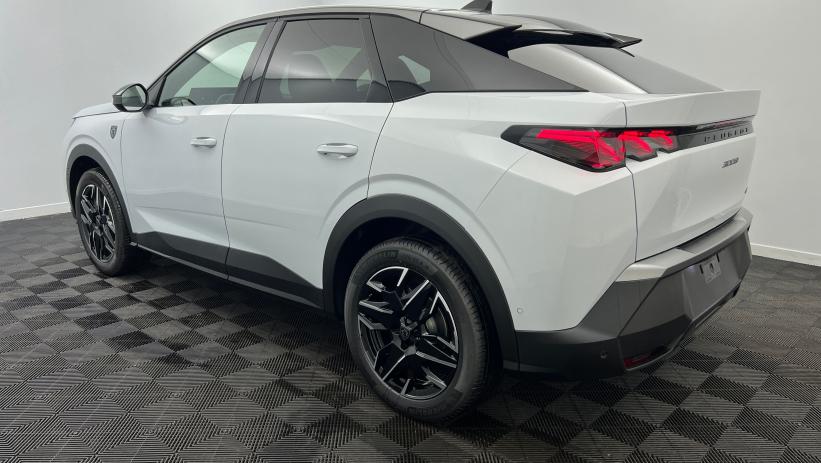 Aperçu du véhicule : Hybrid 145 e-DCS6 GT Exclusive Blanc Okénite avec 3300€ d'équipements inclus