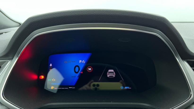 Aperçu du véhicule : E-Tech full hybrid 145 Techno Blanc Nacré avec 1700€ d'équipements inclus