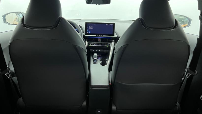 Aperçu du véhicule : Hybride Rechargeable 225 Collection Premiere Jaune Sulfure métallisé - Toit Noir